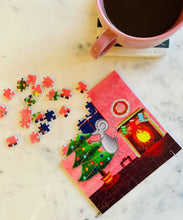 Load image into Gallery viewer, Christmas Mouse - Mini Puzzle
